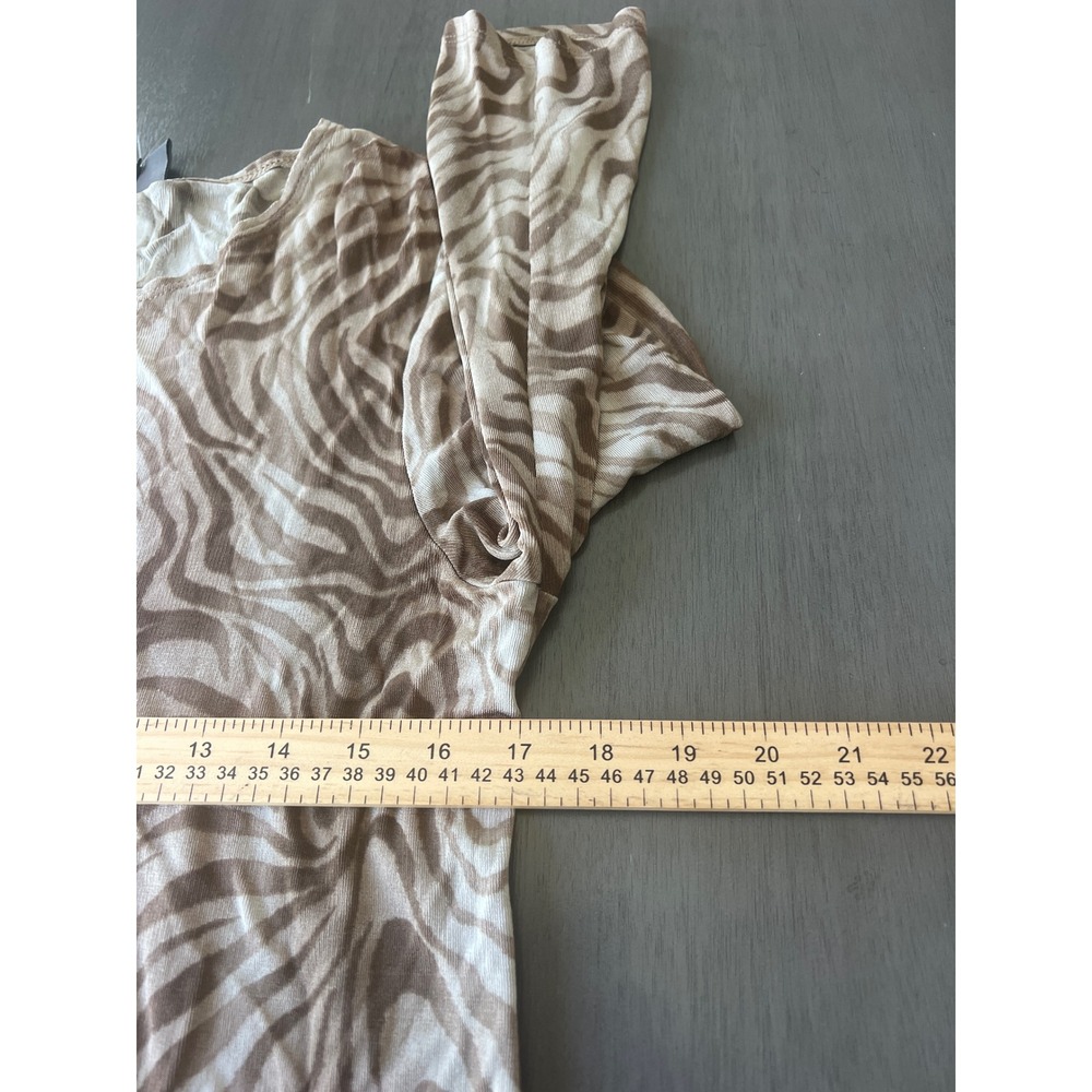 Travelers by Chicos Brown Zebra‎ Print Scoop Neck 3/4 Sleeve Top Size 1 Medium - Picture 7 of 8